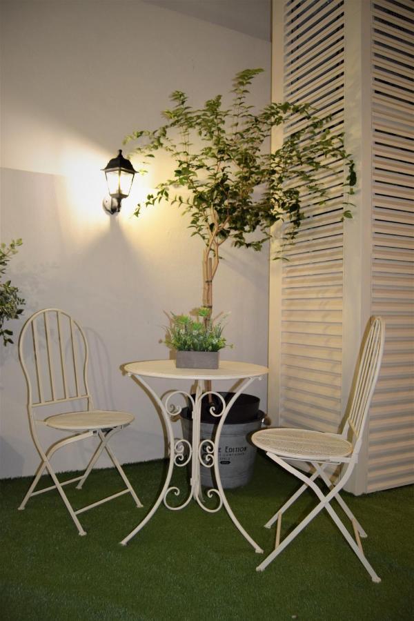 7 Styles Apartments By Raspberry Cascade Faro Bagian luar foto