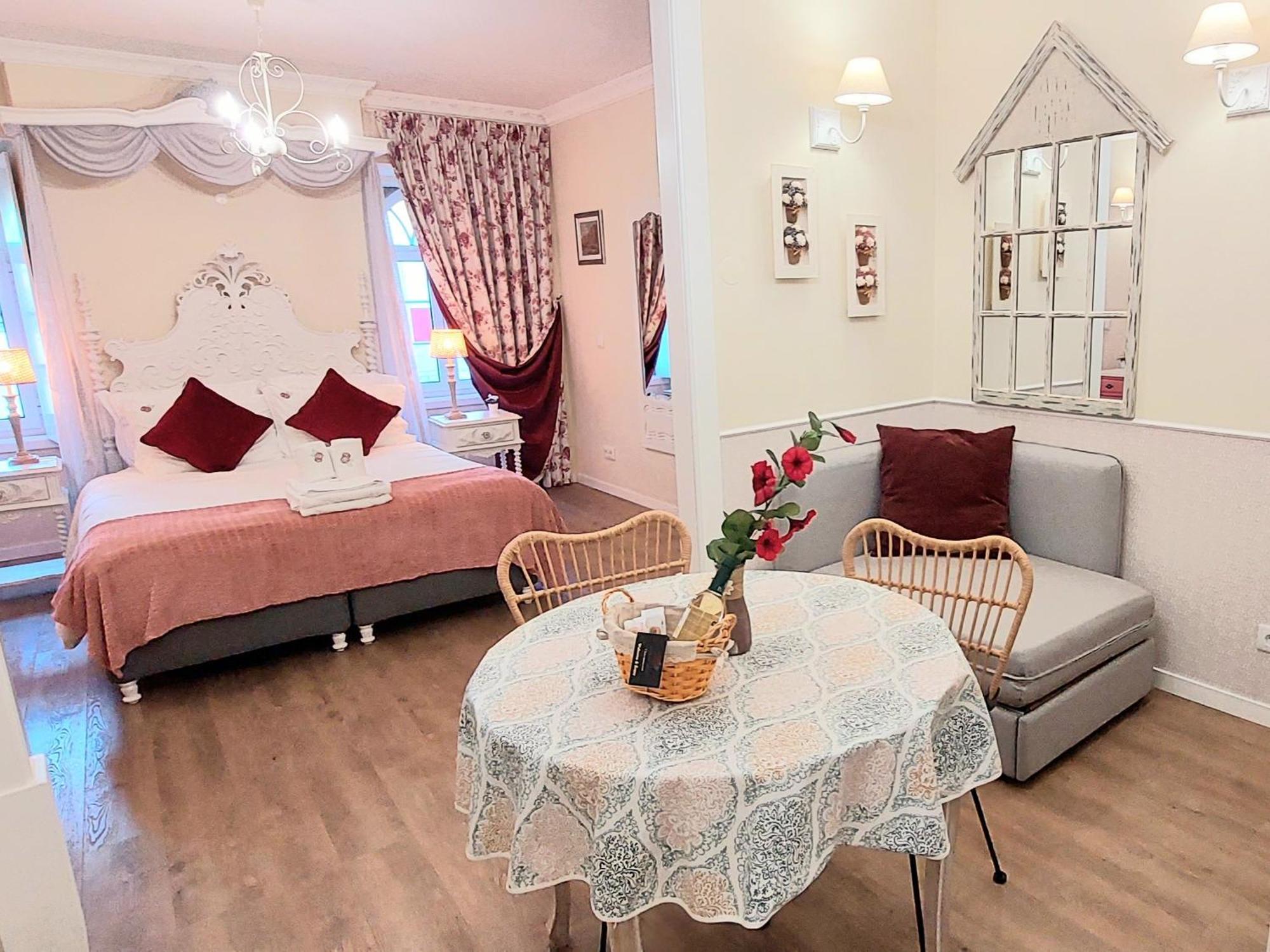 7 Styles Apartments By Raspberry Cascade Faro Ruang foto